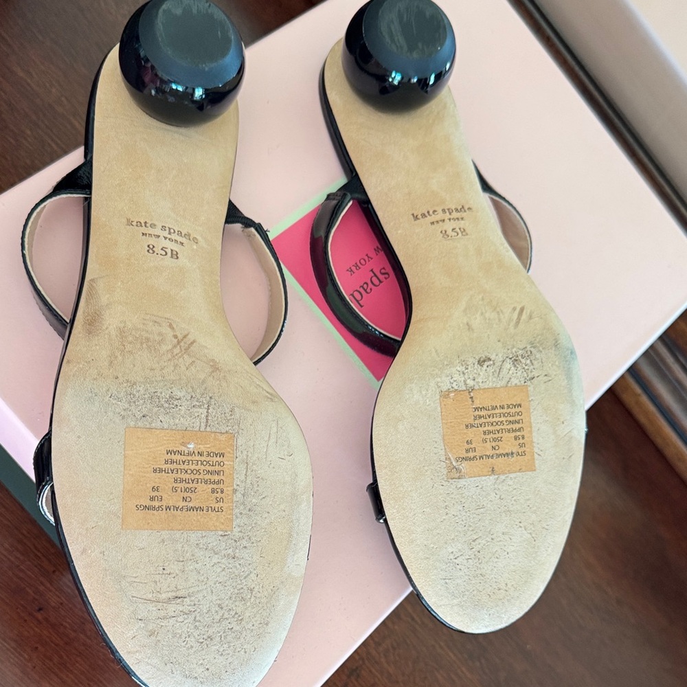 kate spade Palm Springs Black Patent Leather Two-Strap Heels size 8.5 - Picture 3 of 5